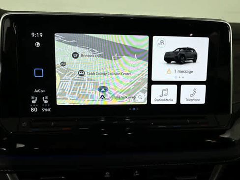 Used 2025 Volkswagen Atlas SEL image 31