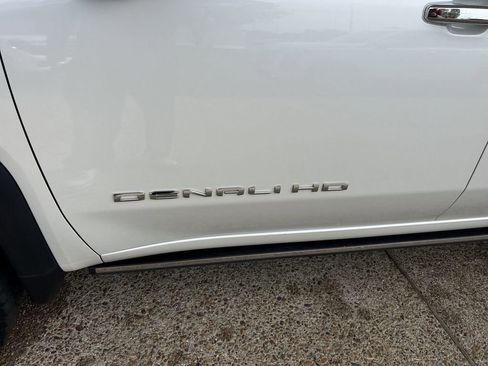 Certified 2022 GMC Sierra 2500 Denali image 33