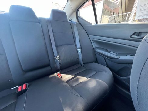 Used 2025 Nissan Altima 2.5 SV image 36