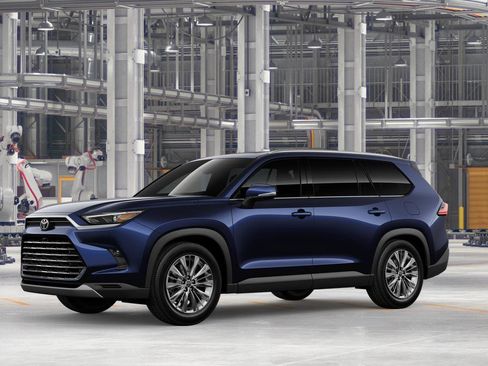 New 2026 Toyota Grand Highlander Platinum image 2