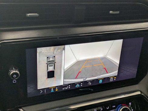 Used 2023 GMC Sierra 1500 AT4 w/ Technology Package image 28