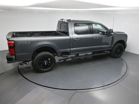 New 2026 Ford F250 Lariat w/ Black Appearance Package image 38