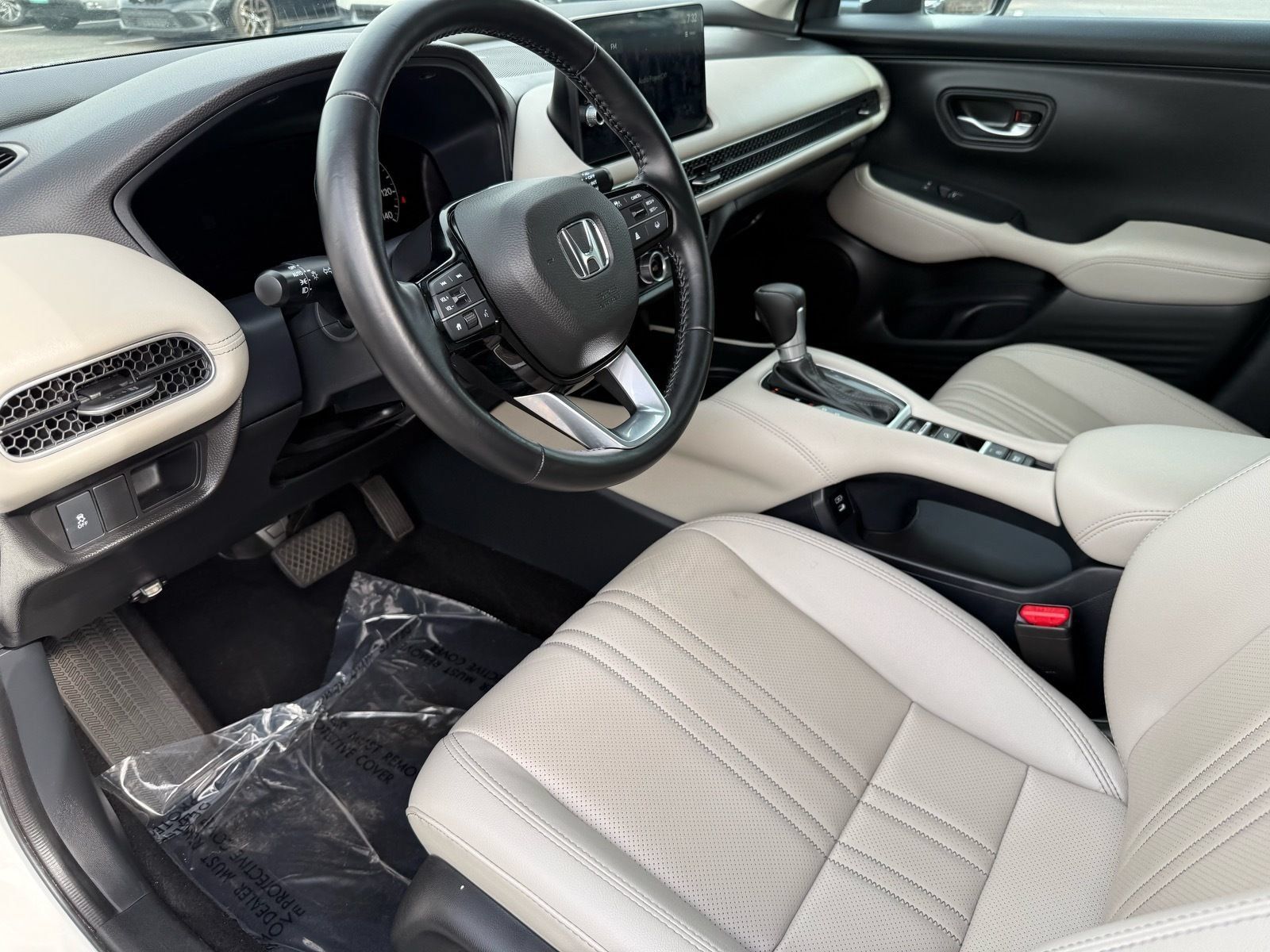 Certified 2026 Honda HR-V EX-L image 13
