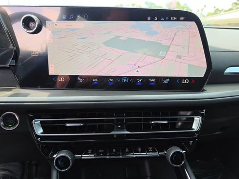 New 2026 Chevrolet Traverse LT w/ Driver Confidence Package FWD image 25