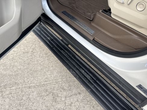 Used 2022 GMC Yukon Denali w/ Max Trailering Package image 8