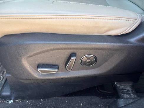 Used 2016 Ford Explorer Platinum AWD/4WD image 13