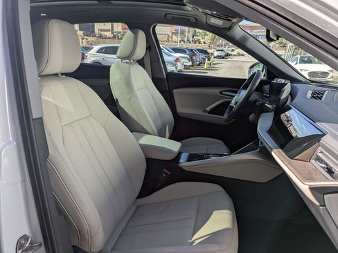 Certified 2025 Audi Q5 Premium Plus w/ Premium Plus AWD/4WD image 28