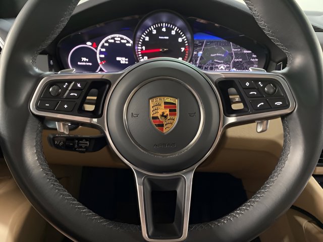 Used 2023 Porsche Cayenne AWD/4WD image 35