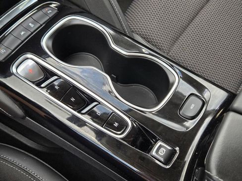 Used 2022 Buick Envision Preferred w/ Sport Touring Package FWD image 28