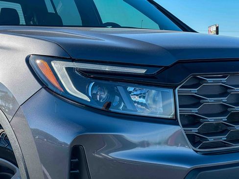 Certified 2024 Honda Ridgeline TrailSport image 4