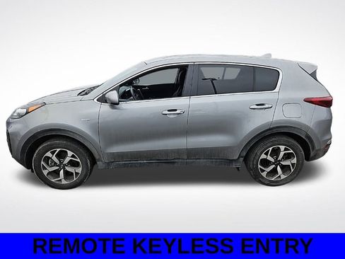 Used 2020 Kia Sportage LX image 8