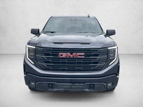 Used 2024 GMC Sierra 1500 Elevation image 2