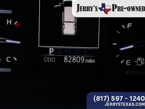 Used 2021 Toyota Tundra SR5 w/ Trail Edition AWD/4WD image 10