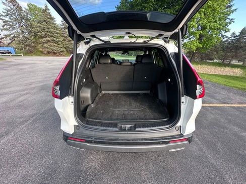 Used 2024 Honda CR-V Sport Touring image 11