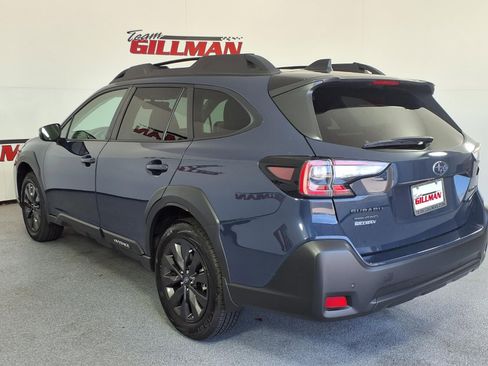 Used 2025 Subaru Outback Onyx Edition AWD/4WD image 2