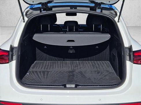 Certified 2025 Mercedes-Benz GLC 300 image 7