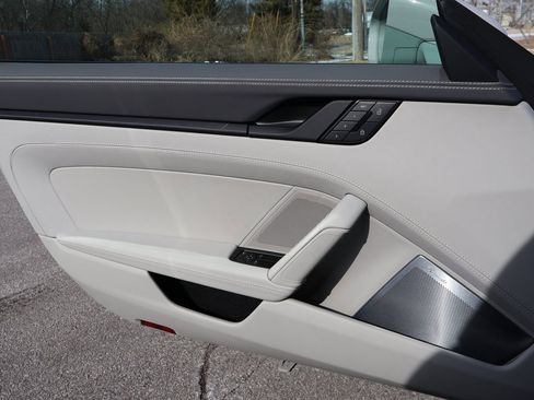 Certified 2026 Porsche 911 Targa 4 GTS image 39