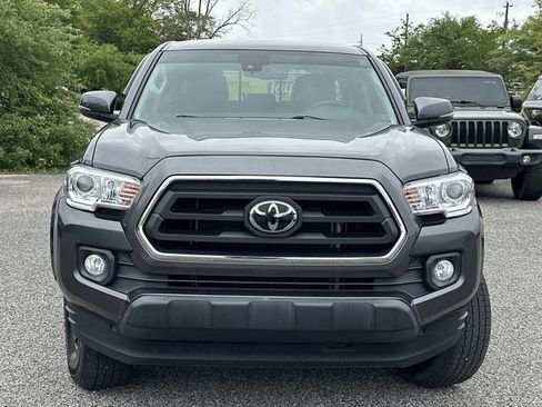 Used 2022 Toyota Tacoma SR5 image 2