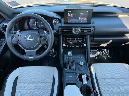 Certified 2025 Lexus IS 350 F Sport image 11