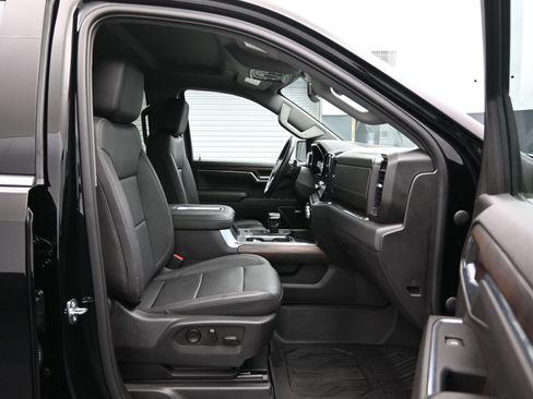 Used 2022 GMC Sierra 1500 SLT w/ SLT Premium Plus Package image 12