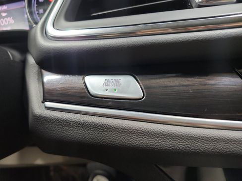 Used 2020 Buick Enclave Essence FWD image 20