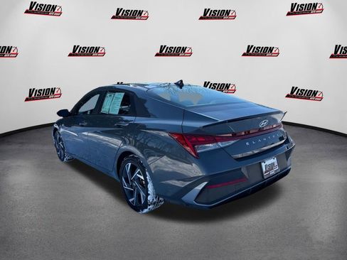 New 2025 Hyundai Elantra SEL FWD image 7