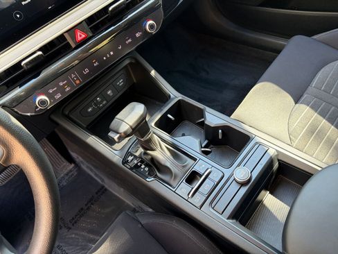 Used 2025 Kia K5 LXS image 37