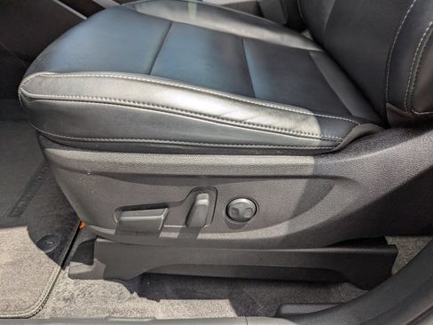 Used 2024 Kia Telluride S w/ S Sunroof Package FWD image 24