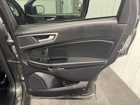 Used 2019 Ford Edge SEL w/ Equipment Group 201A AWD/4WD image 25