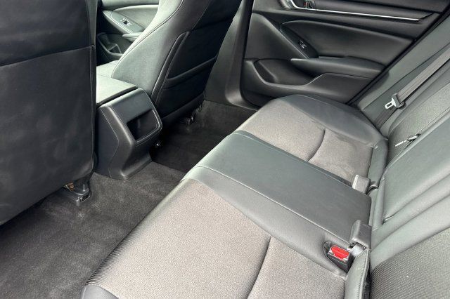 Used 2019 Honda Accord Sport image 14