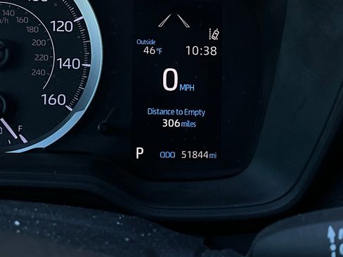 Used 2020 Toyota Corolla LE image 34