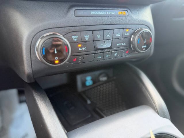 Used 2022 Ford Bronco Sport Outer Banks w/ Tech Package AWD/4WD image 17