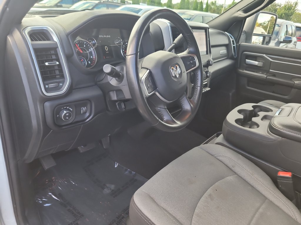 Used 2024 RAM 3500 Big Horn AWD/4WD image 19