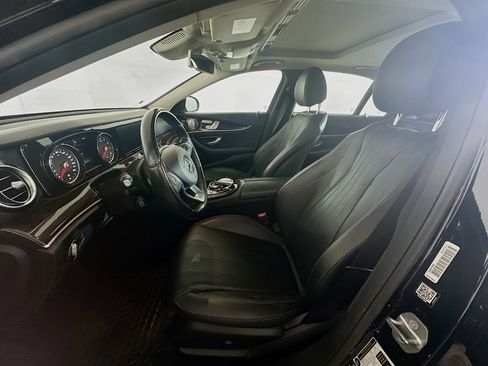 Used 2018 Mercedes-Benz E 300 image 13