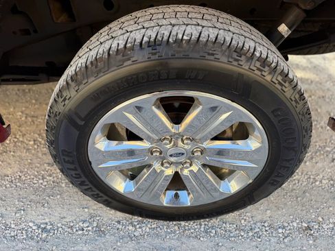 Used 2019 Ford F150 Lariat AWD/4WD image 9