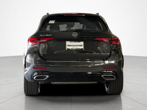 New 2026 Mercedes-Benz GLC 300 image 4