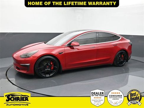 Used 2018 Tesla Model 3 Performance image 3