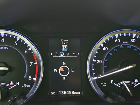Used 2015 Toyota Highlander XLE FWD image 24