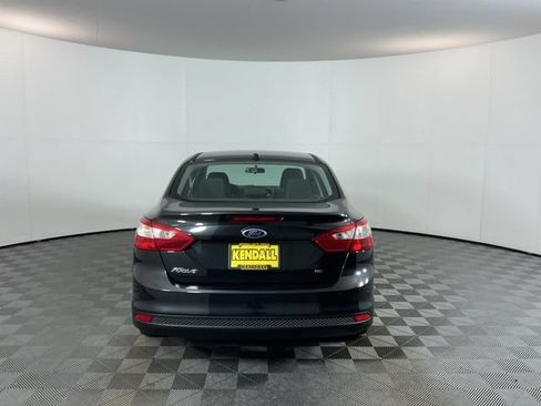 Used 2014 Ford Focus SE FWD image 6