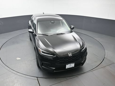 Certified 2024 Honda HR-V LX image 33