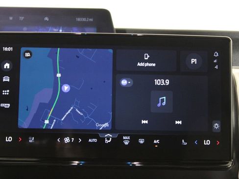 Certified 2025 Ford Expedition Active image 14