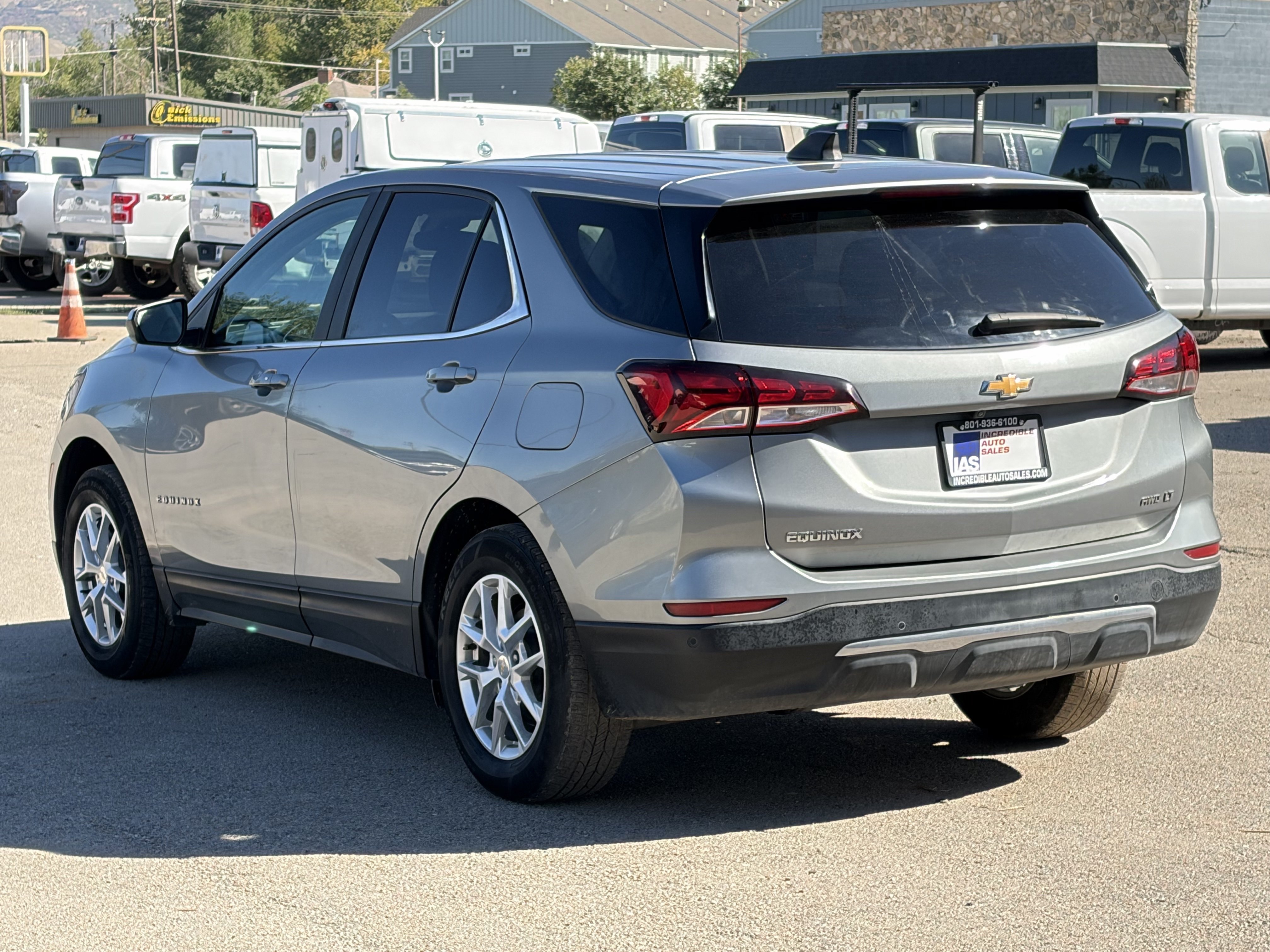 Used 2023 Chevrolet Equinox LT w/ Driver Convenience Package AWD/4WD image 4