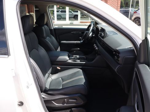 Used 2023 Honda Pilot Touring image 46