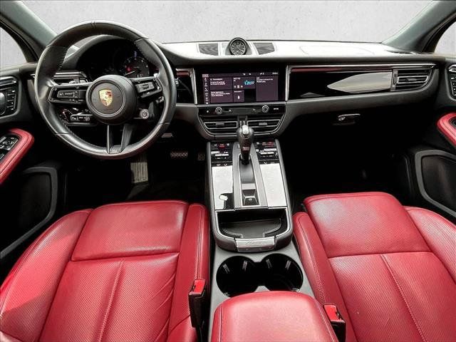 Used 2024 Porsche Macan Turbo AWD/4WD image 15