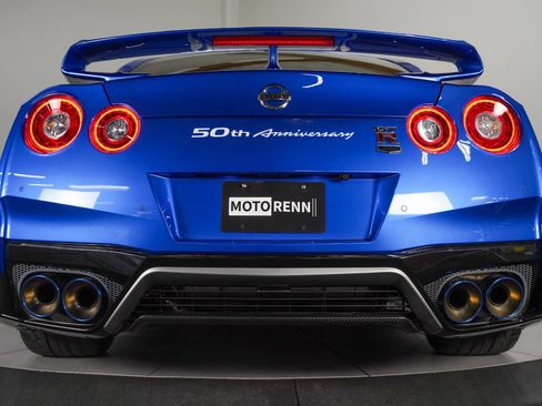 Used 2020 Nissan GT-R Premium AWD/4WD image 25