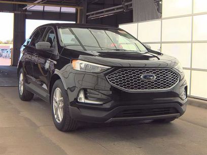 Used 2024 Ford Edge SEL w/ Convenience Package