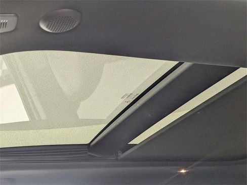 Used 2020 Jeep Grand Cherokee Limited w/ Luxury Group II image 12