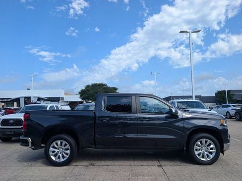 Used 2023 Chevrolet Silverado 1500 LT RWD image 3