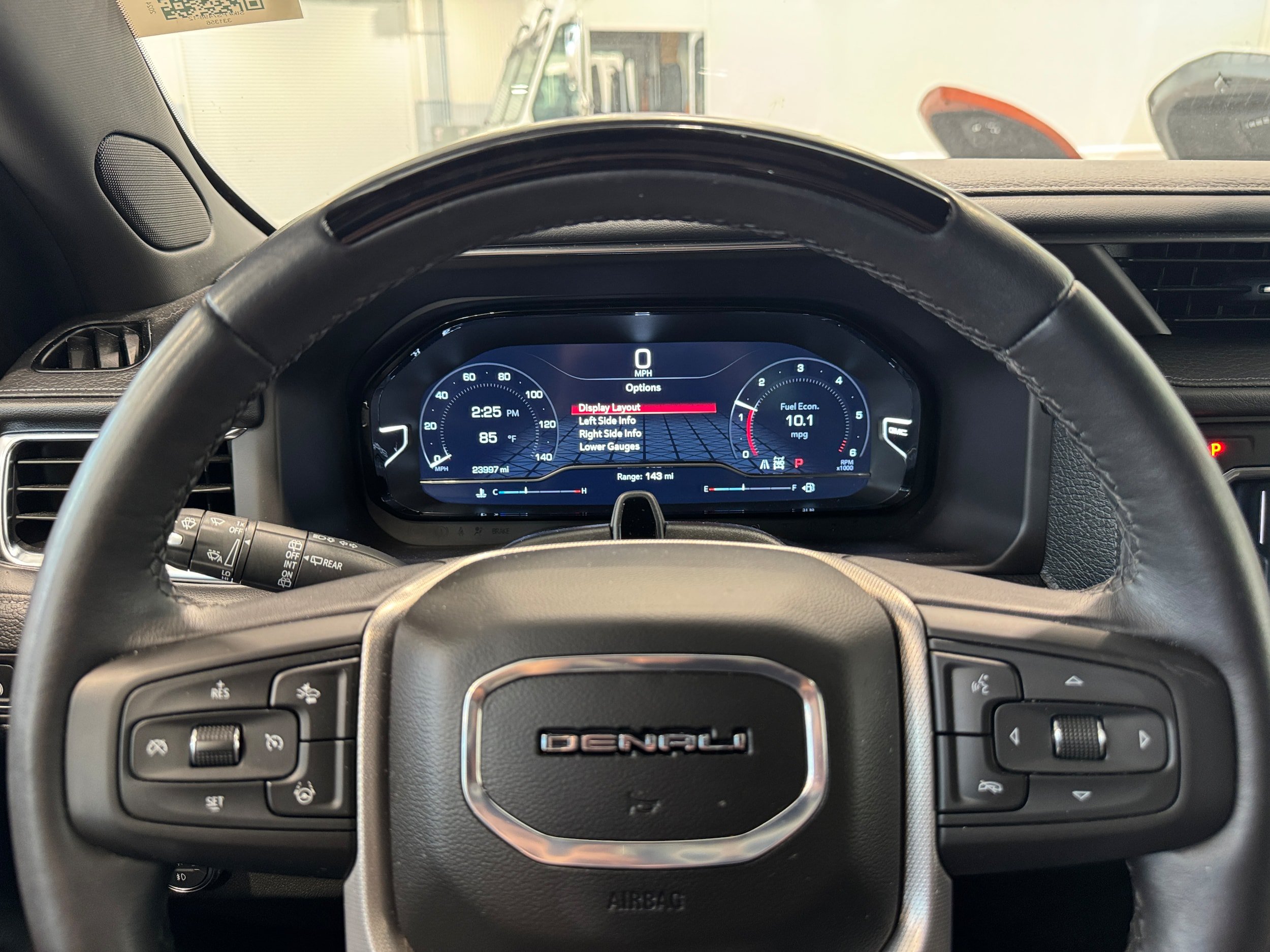 Used 2024 GMC Yukon XL Denali w/ Advanced Technology Package AWD/4WD image 22
