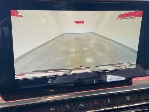 Used 2025 GMC Sierra 1500 SLT image 26